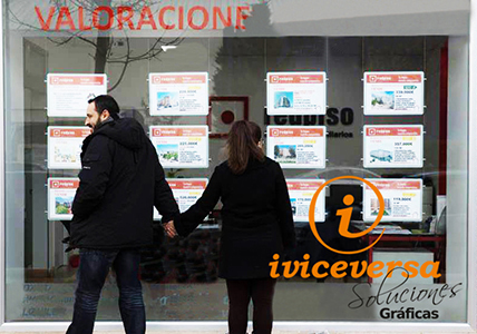 LED escaparate immobiliaria, pantalla brillante, displays luminosos